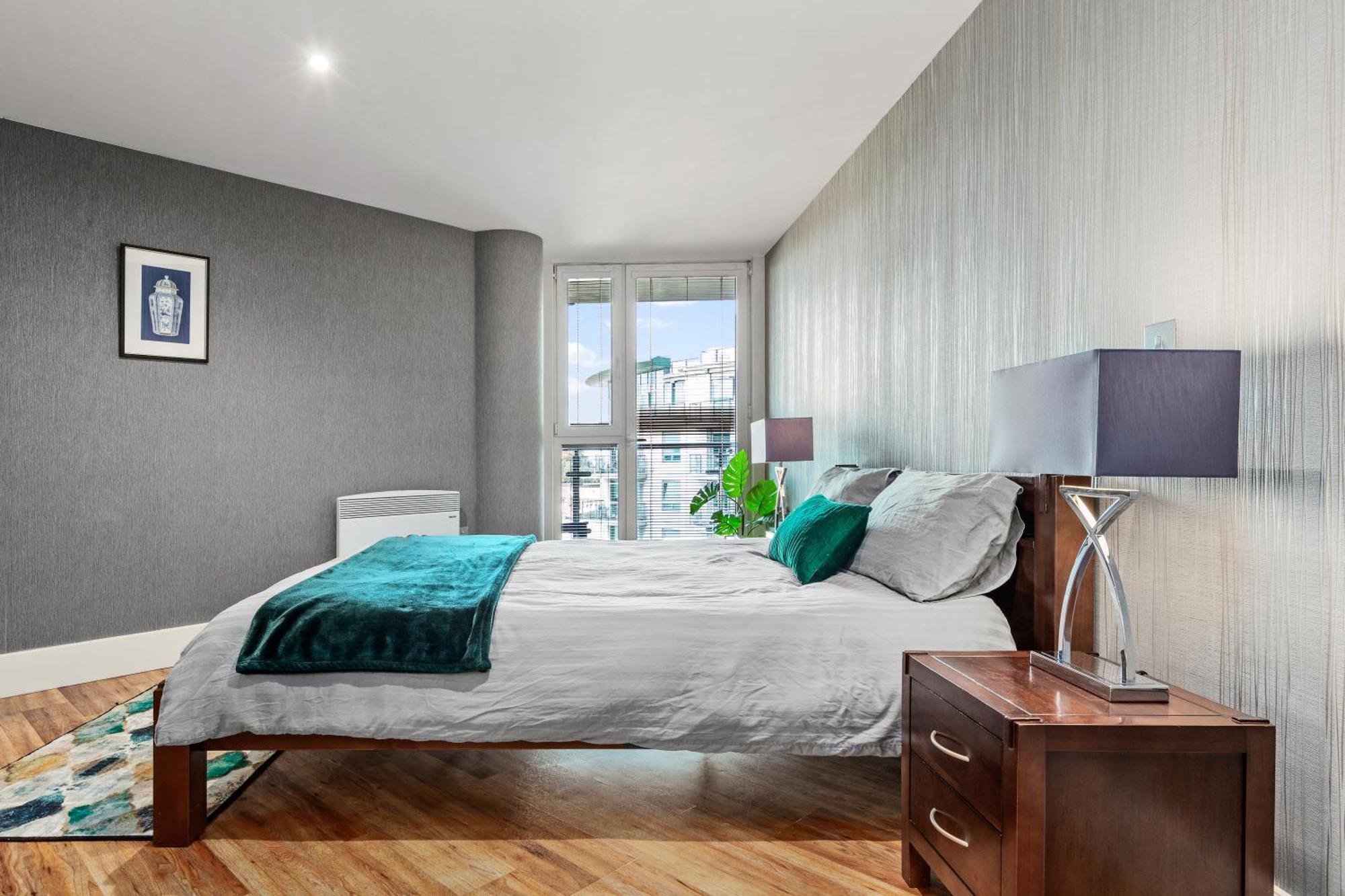 Vauxhall Large 2bedroom With Amazing River View Panoramic Balcony Apartament Londra